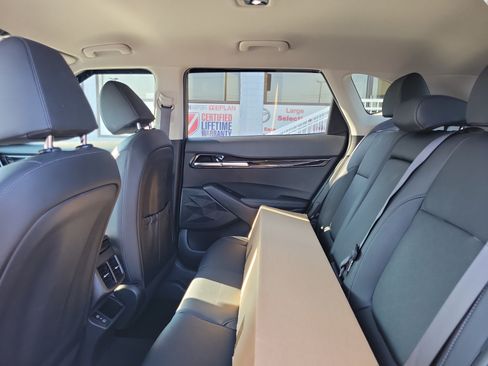 Used 2024 Kia Seltos SX AWD/4WD image 11