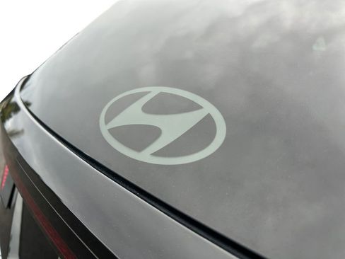 Used 2025 Hyundai Tucson SEL AWD/4WD image 35