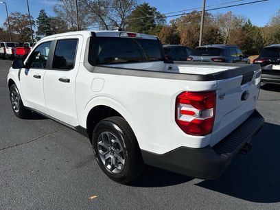 New 2025 Ford Maverick XLT w/ Equipment Group 301A