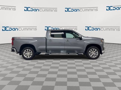 Used 2022 Chevrolet Silverado 1500 LTZ w/ LTZ Convenience Package II AWD/4WD image 9