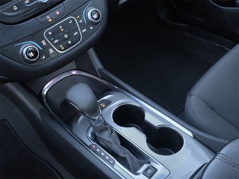 Used 2024 Chevrolet Malibu LT image 21