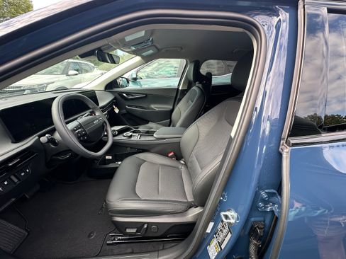 New 2025 Kia EV6 Light w/ Light LR Technology Package image 21