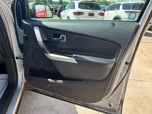 Used 2013 Ford Edge SEL FWD image 15