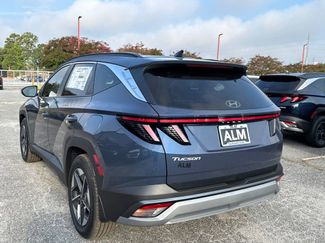 New 2026 Hyundai Tucson SEL video 3