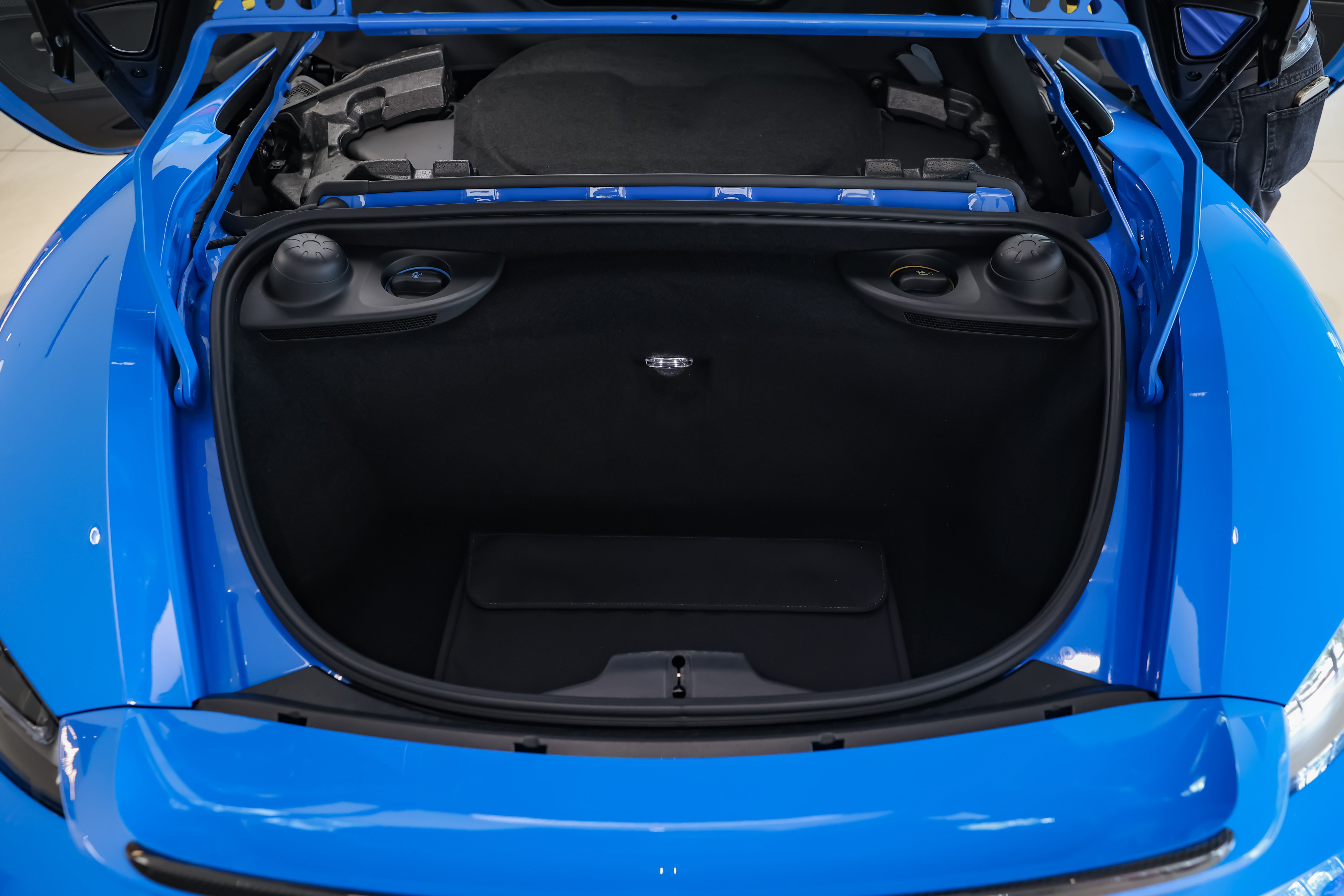 Used 2024 Porsche 718 Boxster Spyder RS RWD image 51