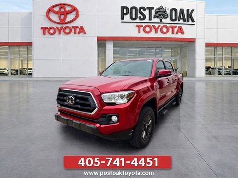 Used 2023 Toyota Tacoma SR5 w/ Technology Package AWD/4WD image 2