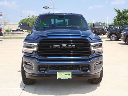 Used 2022 RAM 2500 Laramie w/ Night Edition AWD/4WD image 2