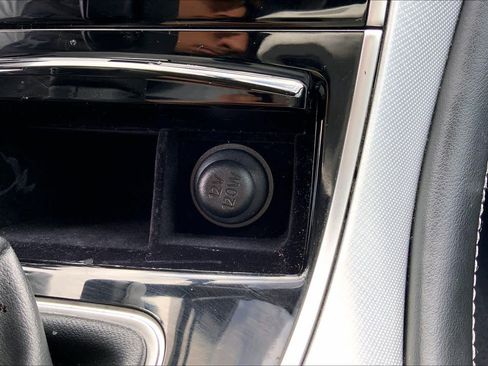 Used 2021 INFINITI Q50 Luxe image 32