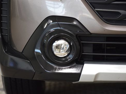 Used 2023 Subaru Outback Limited AWD/4WD image 14