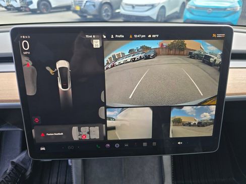 Used 2023 Tesla Model Y Performance image 6