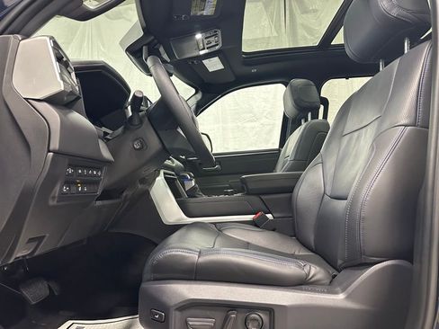 Used 2025 Toyota Tundra Platinum image 15