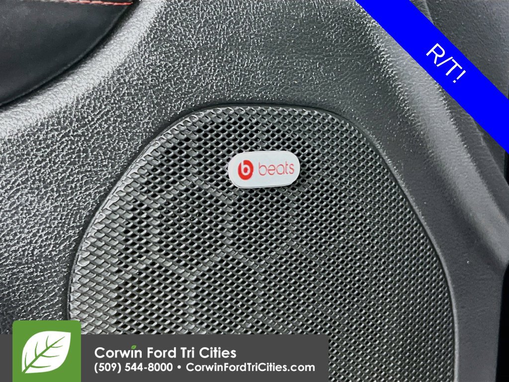 Used 2017 Dodge Durango R/T w/ Technology Group AWD/4WD image 12