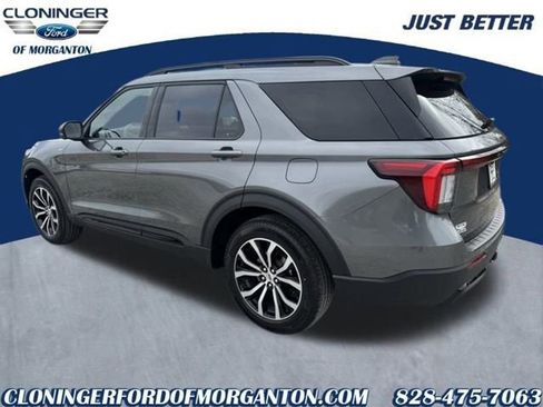 New 2026 Ford Explorer ST-Line image 5
