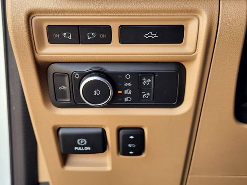 Used 2021 Ford F150 Lariat w/ Equipment Group 502A High AWD/4WD image 21