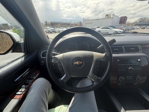 Used 2012 Chevrolet Suburban LS AWD/4WD image 15