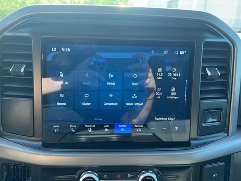Used 2025 Ford F150 XLT w/ Equipment Group 301A Standard AWD/4WD image 10