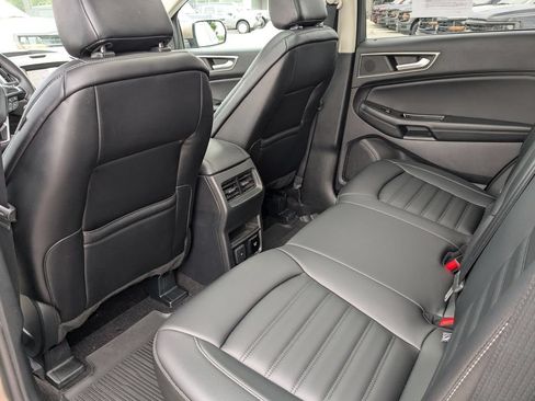 Used 2020 Ford Edge SEL w/ Convenience Package AWD/4WD image 24