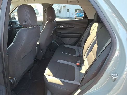 New 2026 Chevrolet TrailBlazer LT w/ Midnight Edition FWD image 7