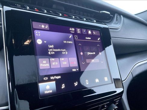 Used 2023 Jeep Grand Cherokee L Altitude image 38