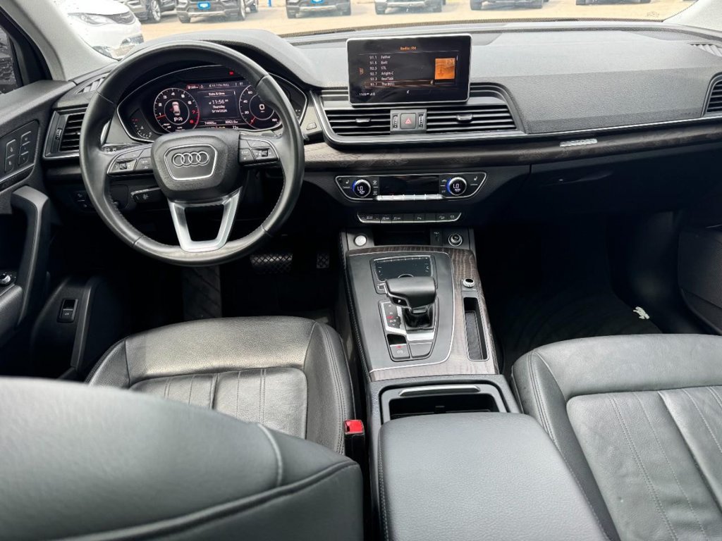 Used 2018 Audi Q5 2.0T Premium Plus w/ Premium Plus Package AWD/4WD image 12