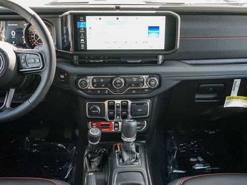 New 2026 Jeep Wrangler Unlimited Rubicon image 13