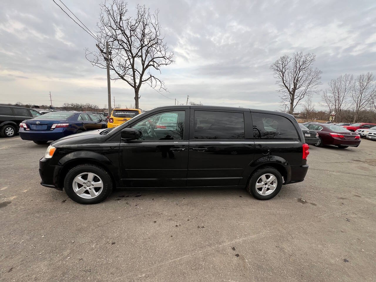 Used 2012 Dodge Grand Caravan SE FWD image 4