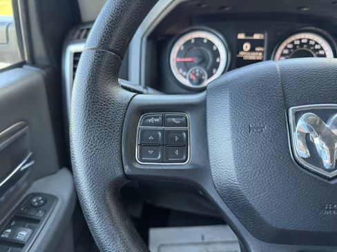 Used 2016 RAM 1500 Classic SLT RWD image 21