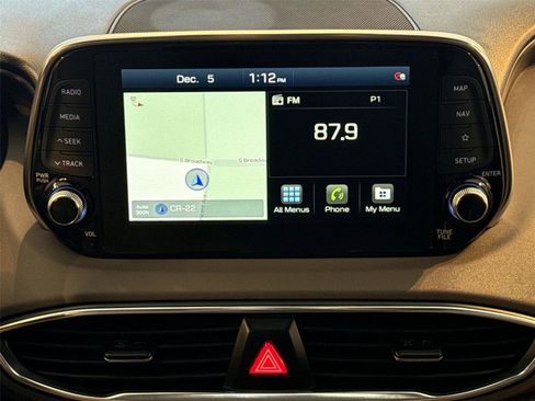 Used 2020 Hyundai Santa Fe Limited image 12