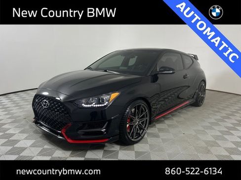 Used 2022 Hyundai Veloster N image 3