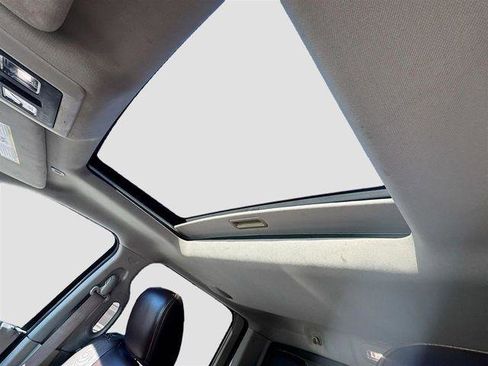 Used 2018 RAM 1500 Laramie Longhorn image 22