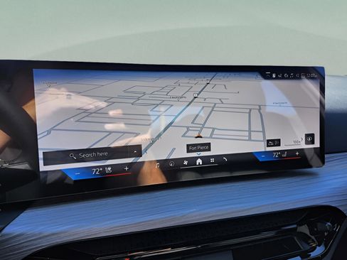 New 2026 BMW 330i Sedan w/ Premium Package image 21