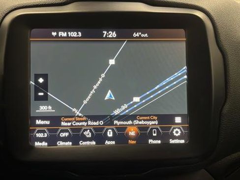 Used 2022 Jeep Renegade Latitude AWD/4WD image 14