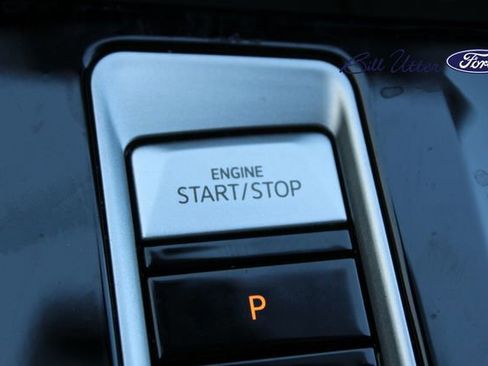 Used 2024 Volkswagen Atlas SE w/ Panoramic Sunroof Package image 22