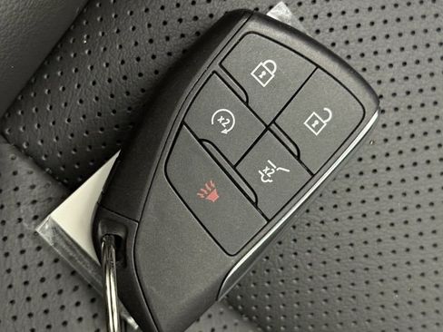 Used 2023 Buick Envision Essence w/ Sport Touring Package image 46