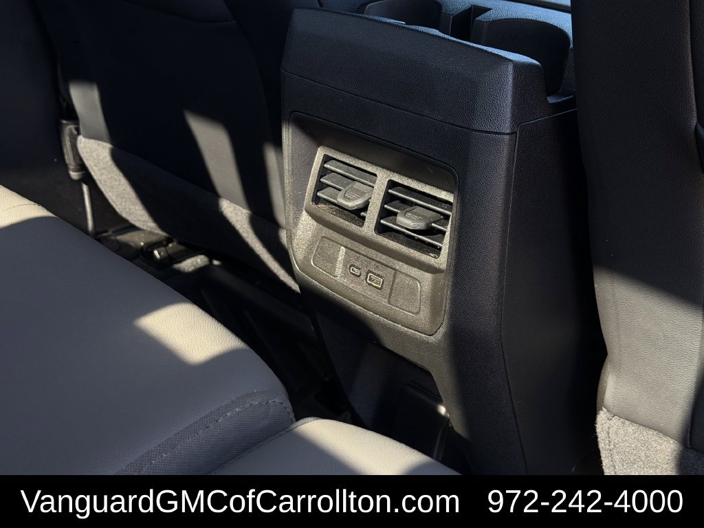 Used 2024 Chevrolet Colorado ZR2 w/ ZR2 Convenience Package III AWD/4WD image 37