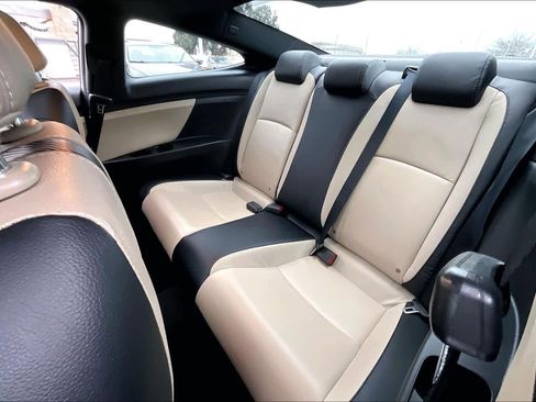 Used 2016 Honda Civic Touring image 27
