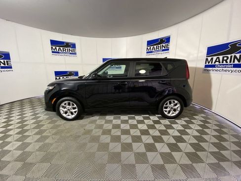 Used 2022 Kia Soul LX w/ Technology Package FWD image 10