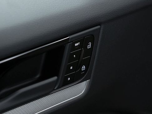 New 2026 Porsche Cayenne S AWD/4WD image 19