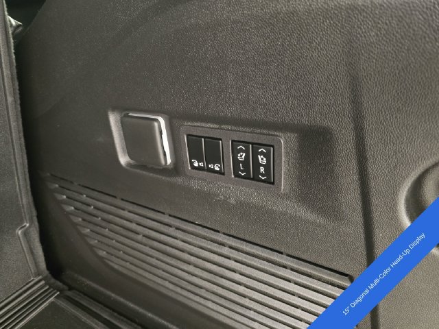 Used 2026 GMC Yukon AT4 w/ AT4 Premium Plus Package AWD/4WD image 21