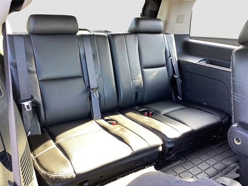 Used 2012 Chevrolet Tahoe LTZ image 19
