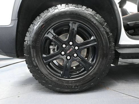 Used 2021 GMC Acadia AT4 w/ Trailering Package AWD/4WD image 15