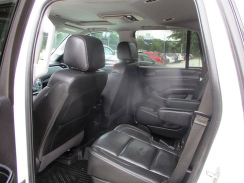 Used 2020 GMC Yukon SLT w/ Open Road Package RWD image 14