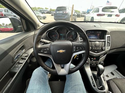 Used 2014 Chevrolet Cruze LT FWD image 29