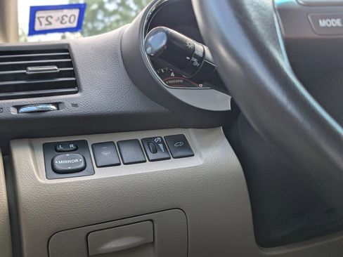 Used 2009 Toyota Highlander Limited FWD image 32