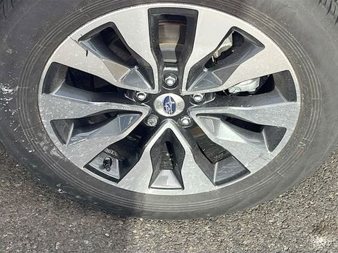 Used 2024 Subaru Outback Touring XT w/ Popular Package #2 image 34