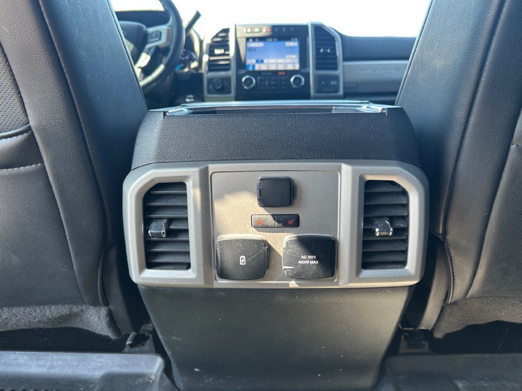 Used 2019 Ford F250 Lariat w/ Lariat Ultimate Package AWD/4WD image 26