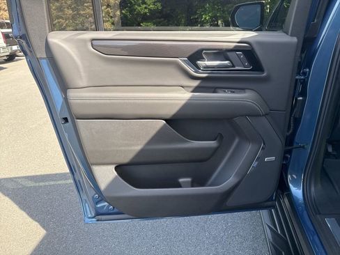 New 2026 GMC Yukon XL Elevation w/ LPO, Floor Liner Package image 45