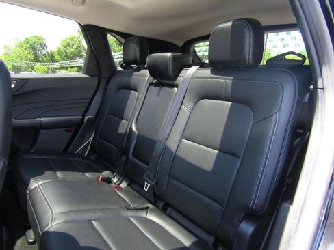 Used 2021 Ford Escape SEL w/ Technology Package AWD/4WD image 21