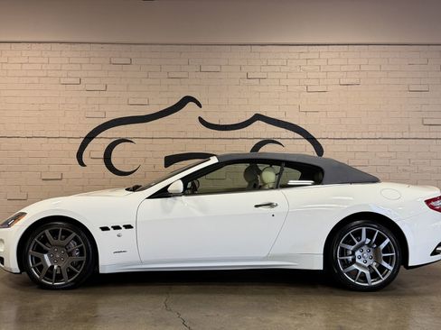 Used 2011 Maserati GranTurismo Convertible RWD image 8