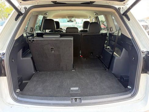 Used 2025 Volkswagen Atlas SE AWD/4WD image 22